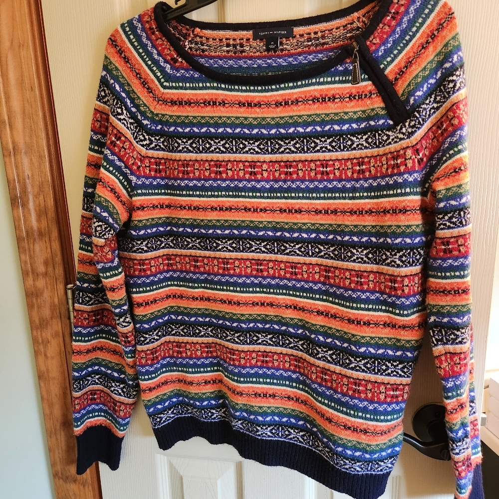 Colorful Tommy Hilfiger classic fair Isle sweater zip neck sz Medium Unisex